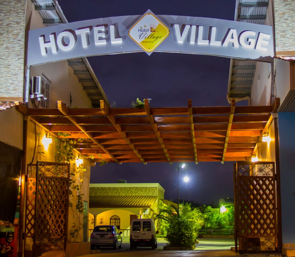 Bienvenido al Hotel Village